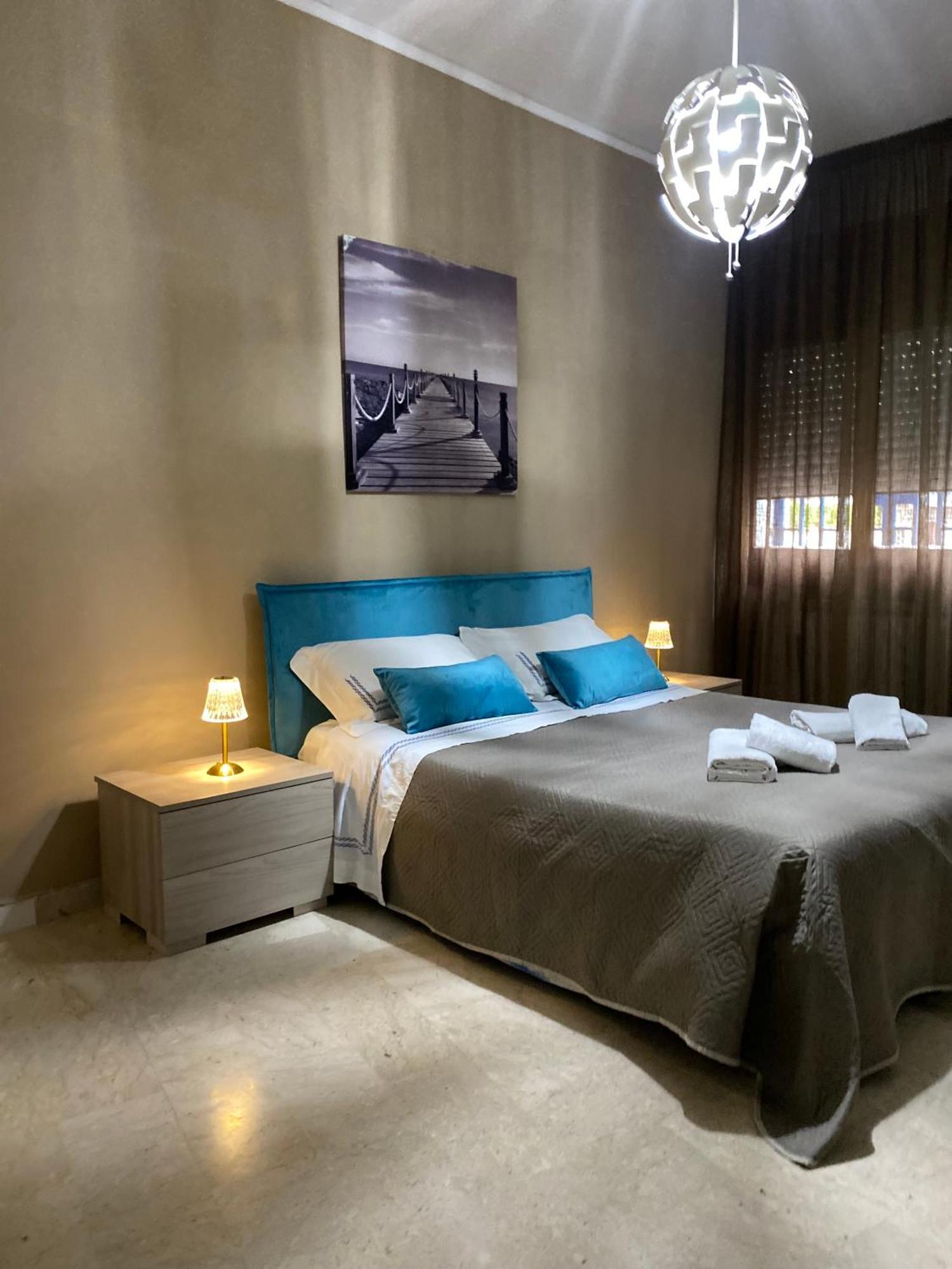 Large Double or Twin Room