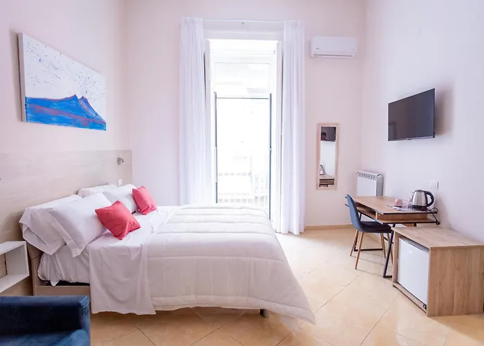 Leone Suites ToledoBed and Breakfast